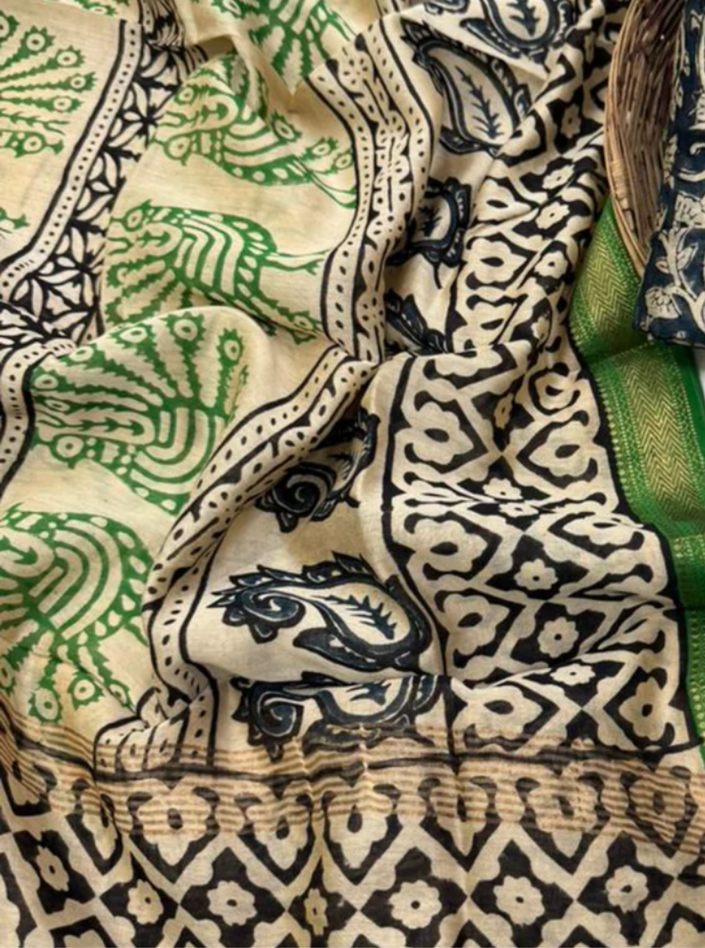 Vanya Hand Block– Maheshwari Silk Suit Set