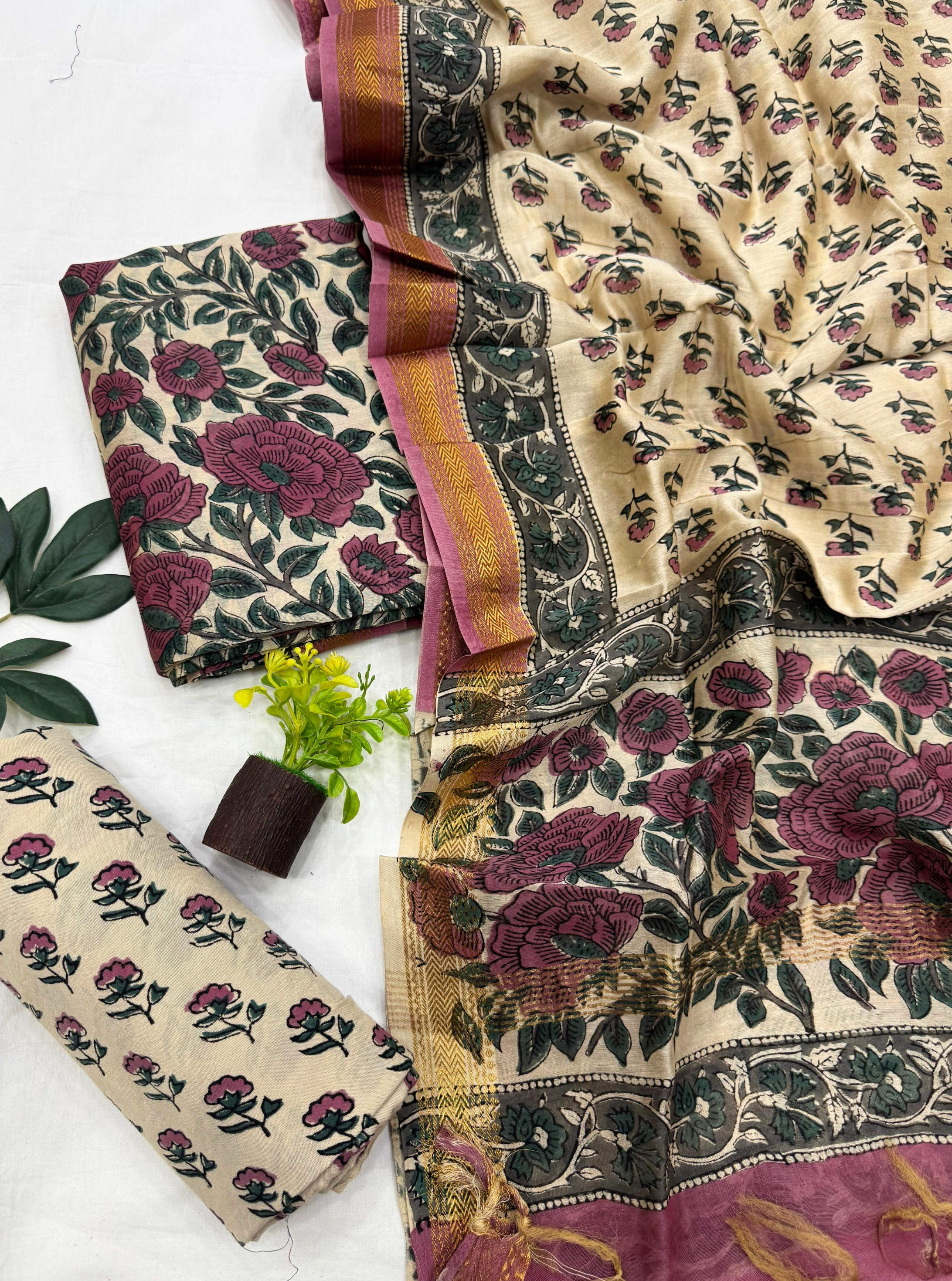 Vintage Rose Maheshwari Silk Suit