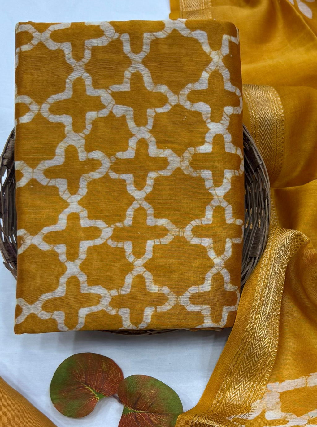 Magnetic Mustard Maheshwari Silk Suit Set