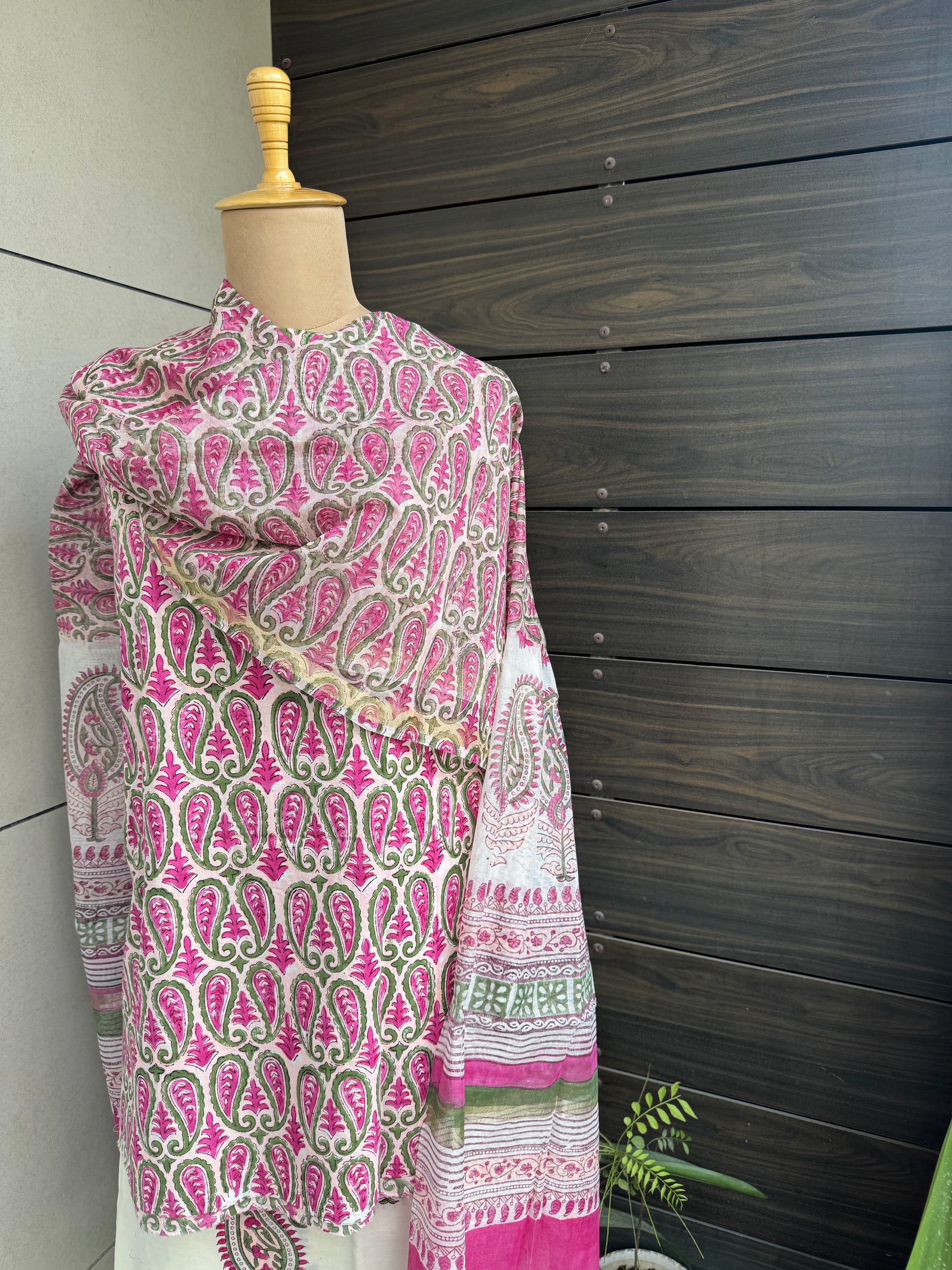 Paisley Block Print with Chanderi Dupatta